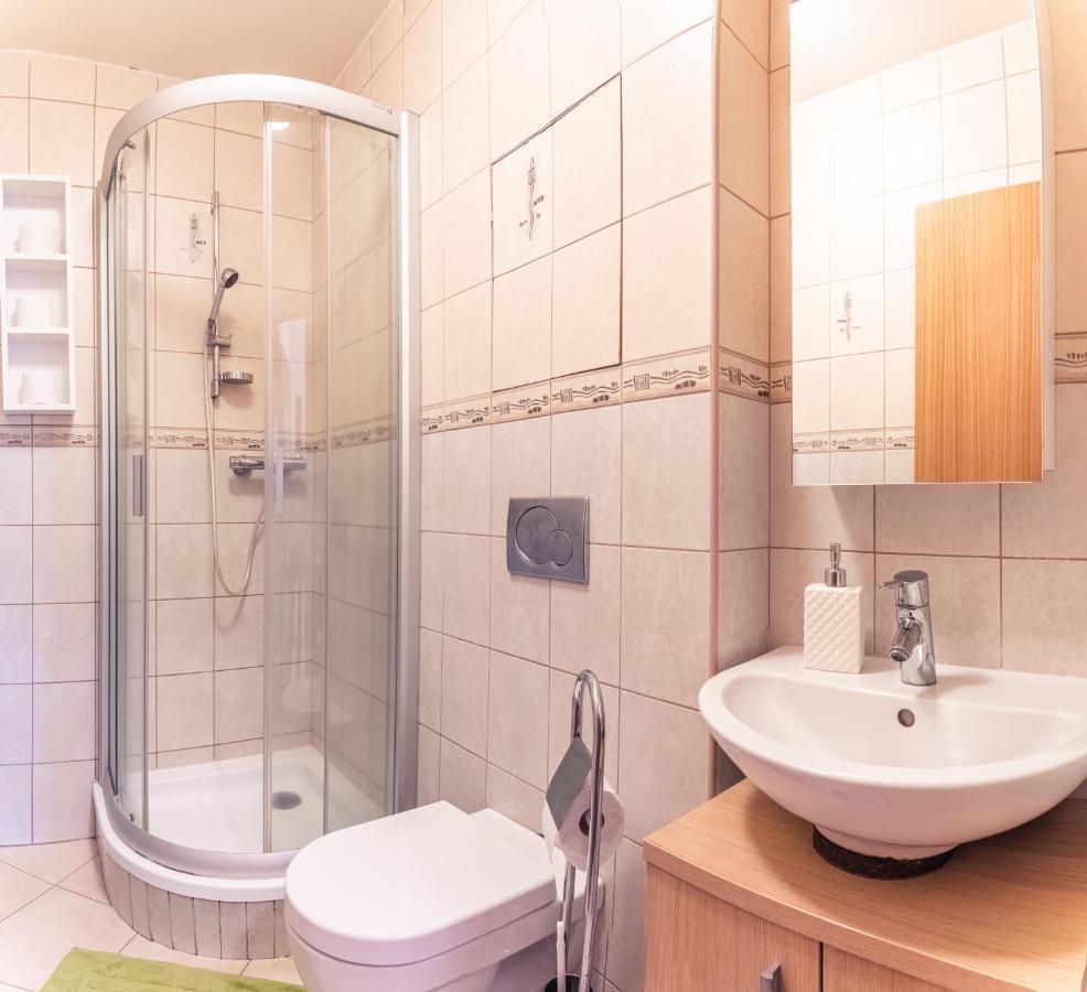 Tatrystay Julia Apartments タトランスカ・ ロムニツァ エクステリア 写真